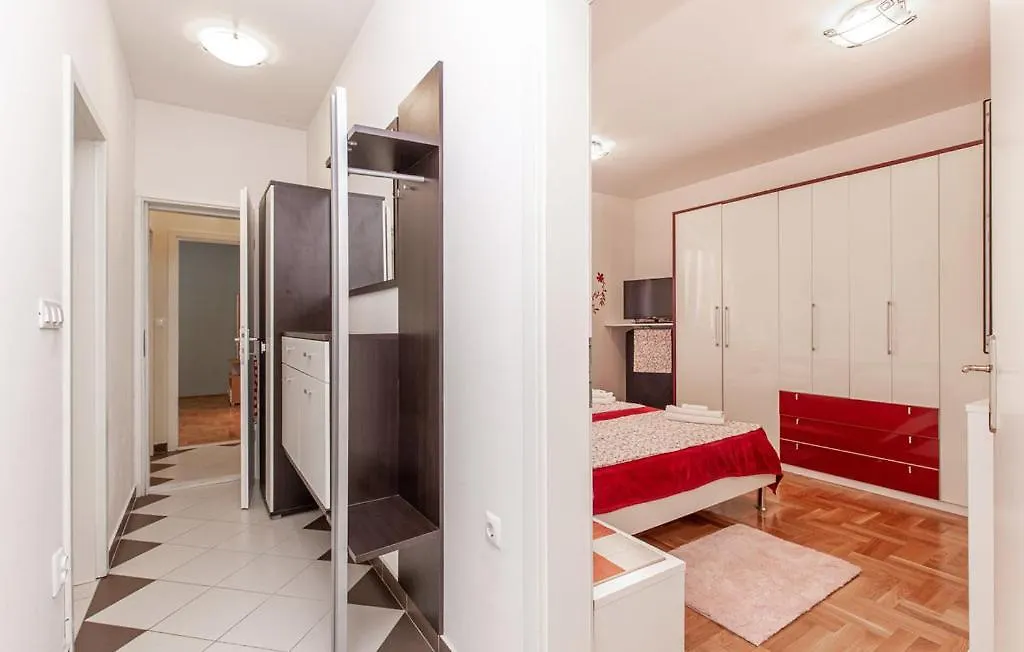 Apartment Apartman Luce Novi Vinodolski Croatia